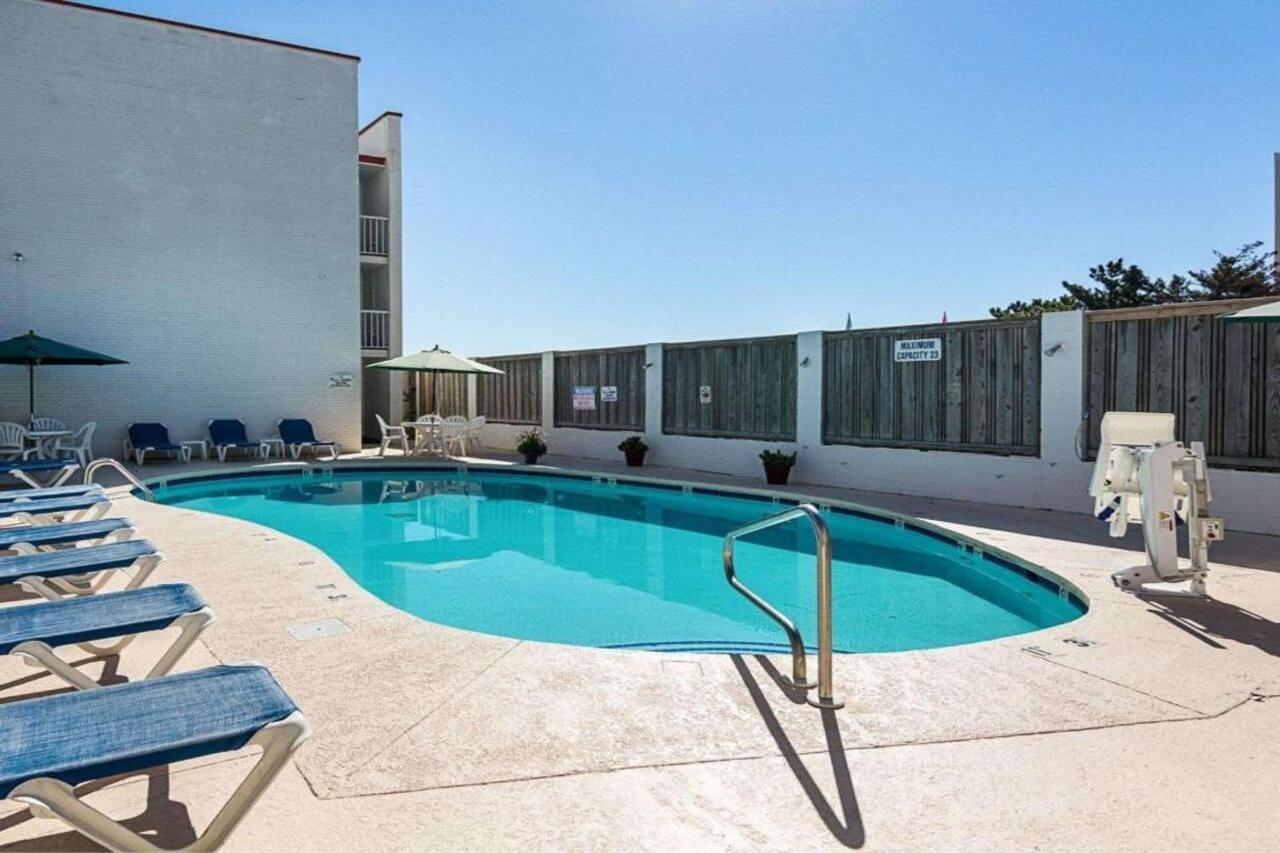 Ocean27 Hotel バージニアビーチ エクステリア 写真